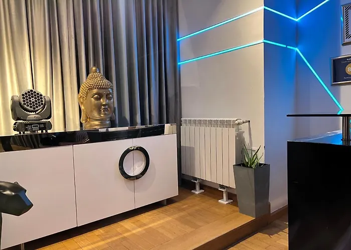 Penthous Party Sky Bar Old * Bucureşti