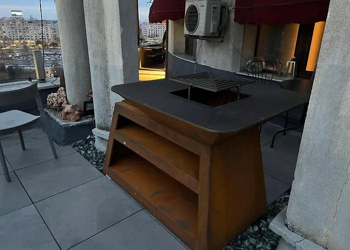 Penthous Party Sky Bar Old